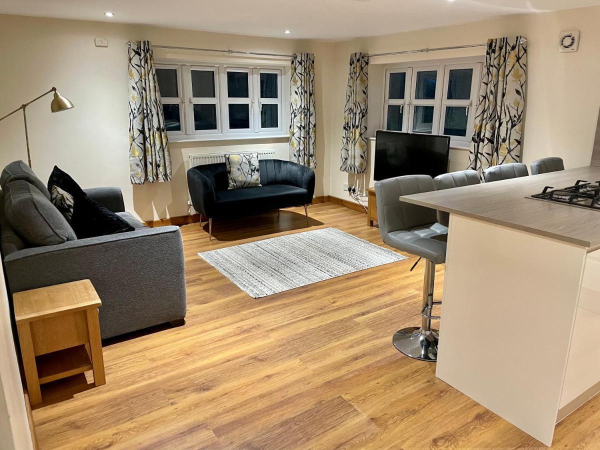 The Annex At Pantglas Farm Pontyclun ภายนอก รูปภาพ